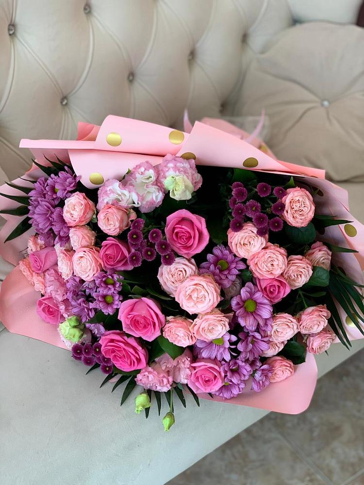 Букет цветов из: Хризантемы, Розы и Лизиантусы в Лучинское