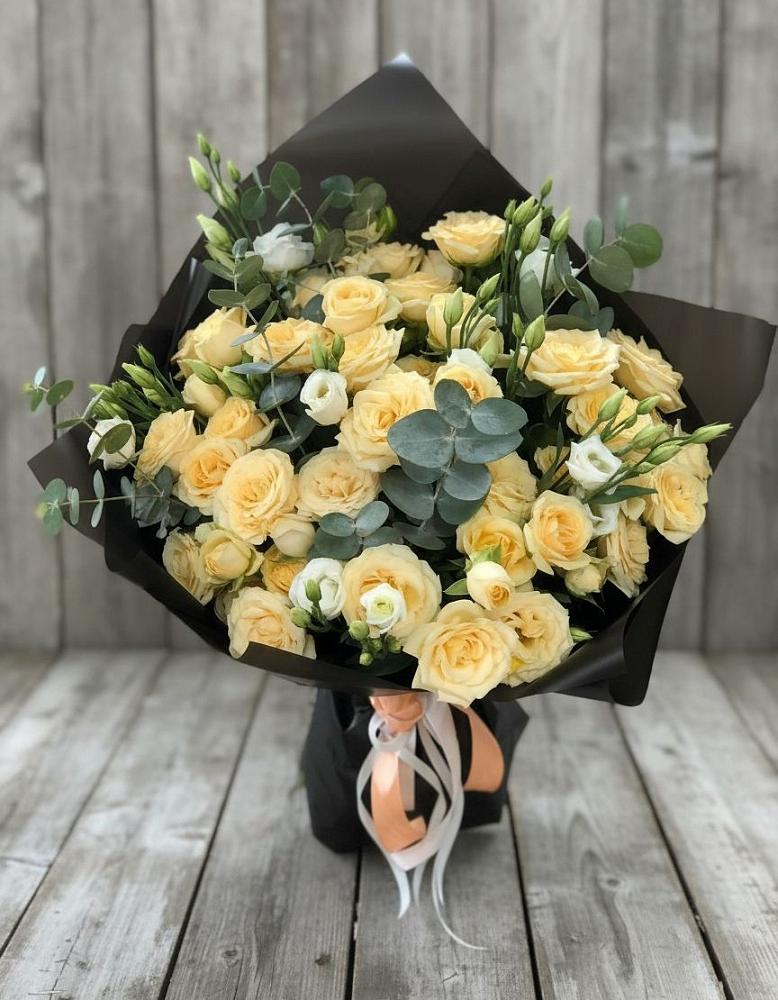 Букет цветов из: Розы и Лизиантусы в Лучинское