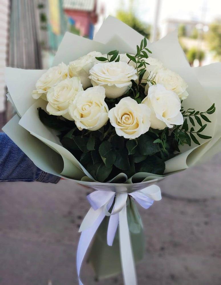 Букет Белые розы Проуд в Лучинское