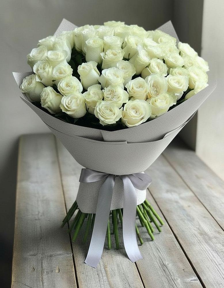 Букет 35 Белых роз в Лучинское