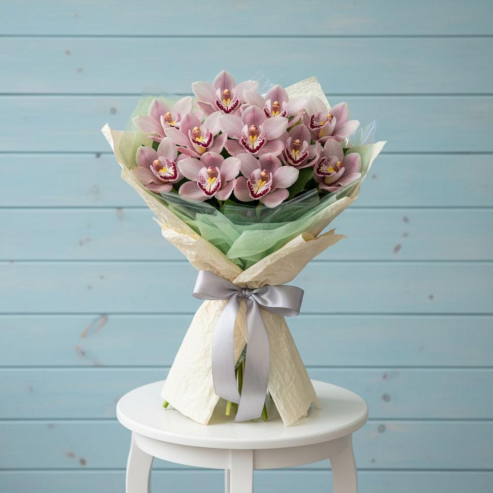 Букет цветов из: Орхидеи и Розы в Лучинское