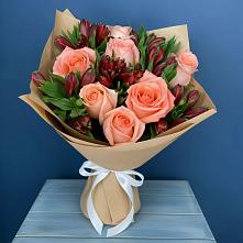 Букет цветов из:  Розы и Альстромерии в Лучинское