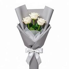 Букет 3 белые розы в Лучинское