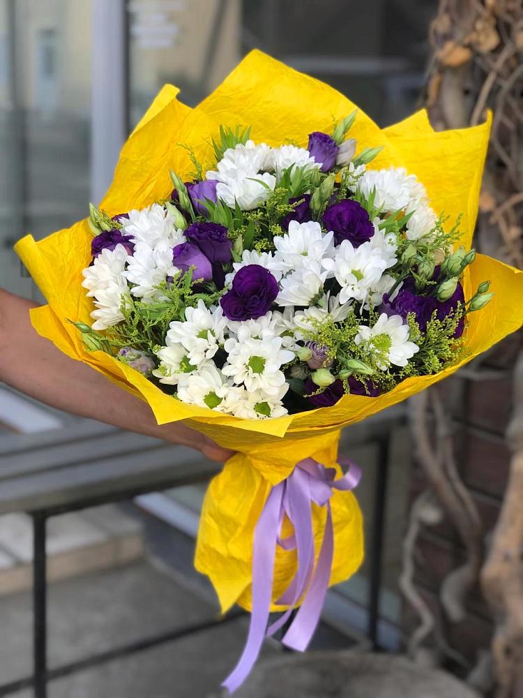 Букет цветов из: Ирисы, Хризантемы и Ромашки в Лучинское