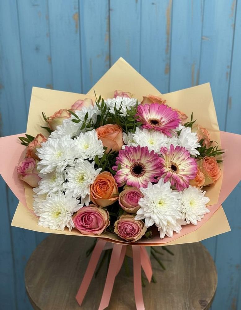 Букет цветов из: Розы, Герберы и Хризантемы в Лучинское
