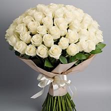 Букет 101 беля роза Белоснежка в Лучинское