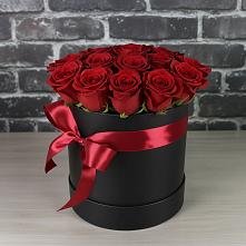 Цветочная композиция из Розы в шляпной коробке в Лучинское