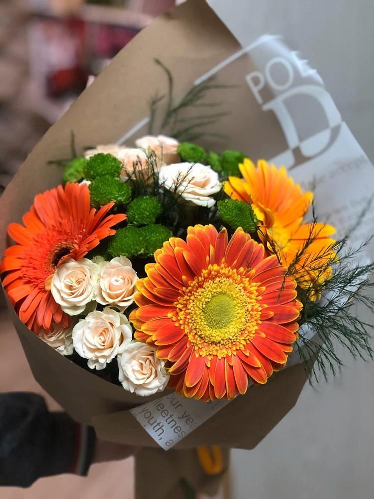 Букет цветов из: Герберы, Хризантемы и Розы в Лучинское